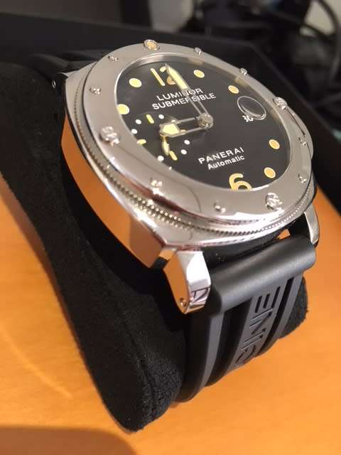 **WOW** RARE** MINT Panerai Luminor Submersible PAN24C - Extremely Rare, Just been serviced polished