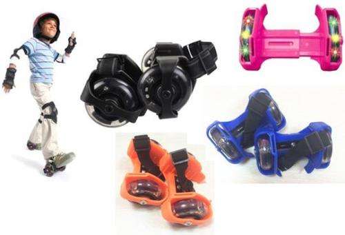 FLASHING ROLLER SKATES