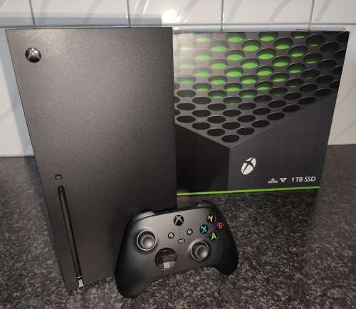Xbox Series X - 1TB + Warranty