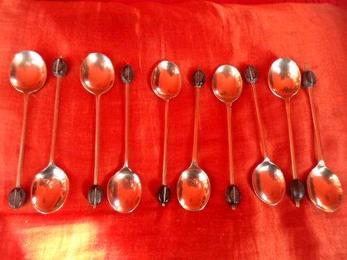 10 COFFEE BEAN SPOONS
