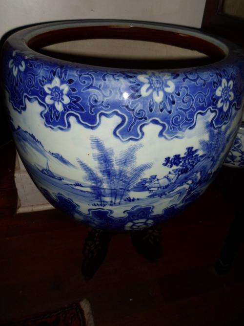 LARGE JAPANESE HIBACHI PLANTER ON A STAND