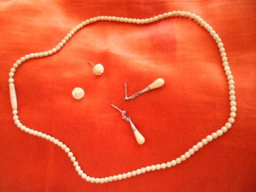 ASSORTED IV-RY ITEMS
