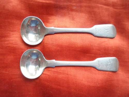 LOVELY PAIR OF SILVER MUSTARD SPOONS