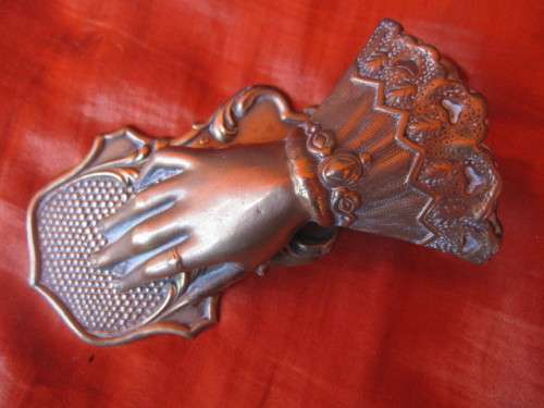 COLLECTABLE J&E RATCLIFF  VICTORIAN ART NOUVEAU  PAPER CLIP