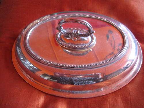 MAPPIN AND WEBB OVAL SILVER PLATED ENTREE DISH