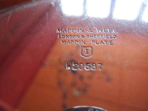 MAPPIN AND WEBB OVAL SILVER PLATED ENTREE DISH