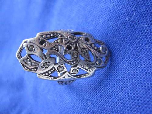 ART DECO STERLING SILVER AND MARCASITE RING