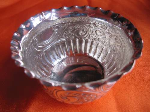 VICTORIAN SILVER SUGAR BOWL