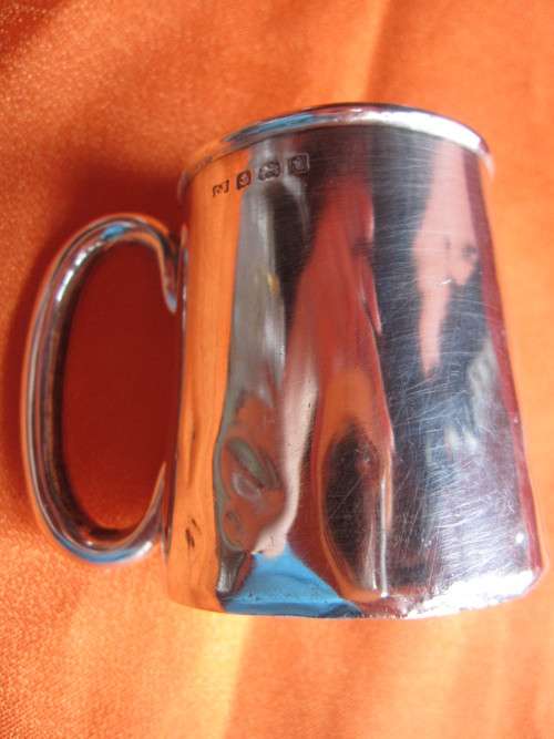 REYNOLDS ANGELS CHRISTENING MUG