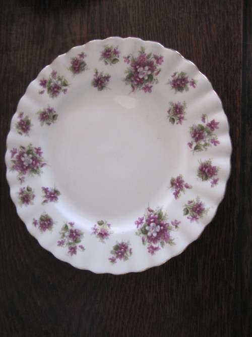 6 ROYAL ALBERT SWEET VIOLETS TRIOS. ONE BROKEN SAUCER