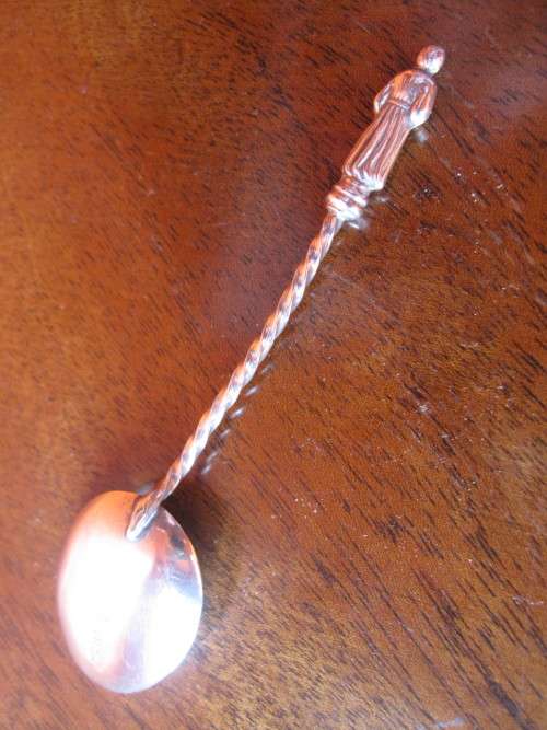 BOXED SET OF 6 SILVER APOSTLE SPOONS