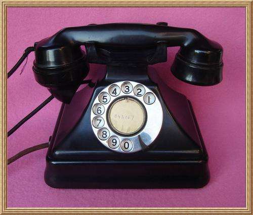1930's era Vintage Siemens Neophone from Blisful