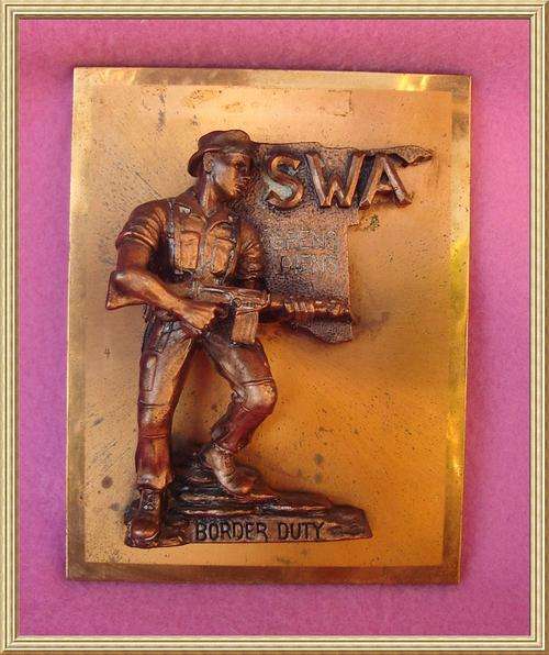 3D - SWA "BORDER DUTY - GRENS DIENS" COPPER PLAQUE - Plate slightly tarnished but still a nice item.