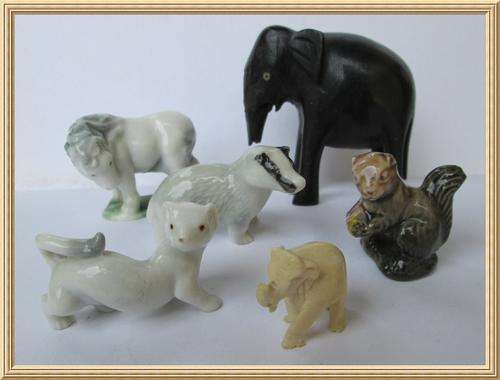 Job Lot of Mini Ornaments - Ivory / Ebony / Porcelain & Wade Whimsie from Blisful