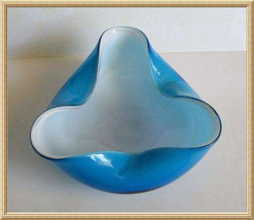 Elegant Cyan ( Blue ) Murano Glass Bowl with pulled in rim, from Blisful