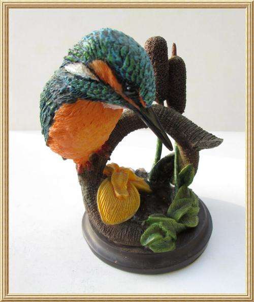 The Country Bird Collection Kingfisher Sculpted by Andy Pearce from Blisful