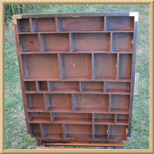 Vintage Rhodesian Original Elmswood Wooden Printers Tray from Blisful