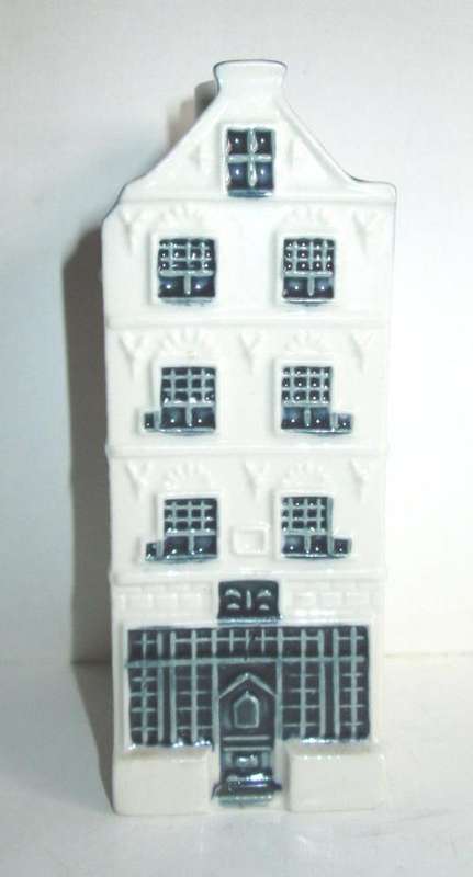 Vintage Blue Delft's KLM Bols House no.28 from Blisful