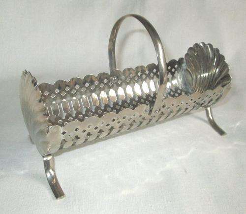 Vintage Silver Plated Pierced Footed Biscuit Basket from Blisful