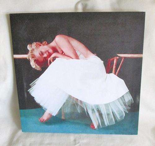 Vintage Framed Marilyn Monroe Print from Blisful