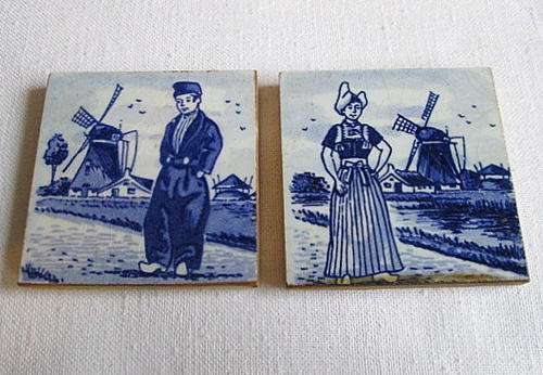 Vintage Pair of Miniature Delft Tiles from Blisful