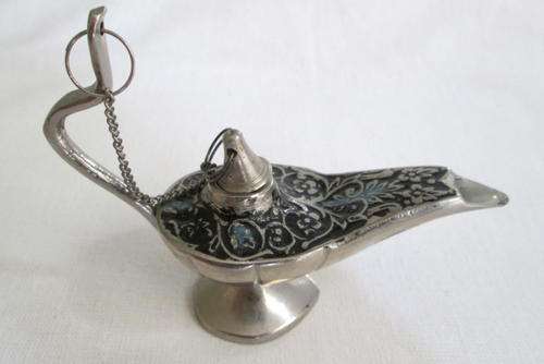 Vintage Solid Metal Aladdin Genie Oil Lamp from Blisful
