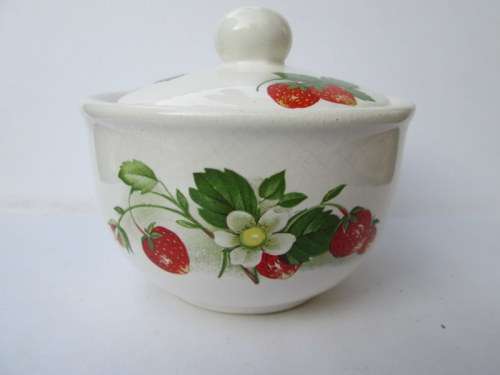 Vintage Lidded Strawberry Jam Pot from Blisful