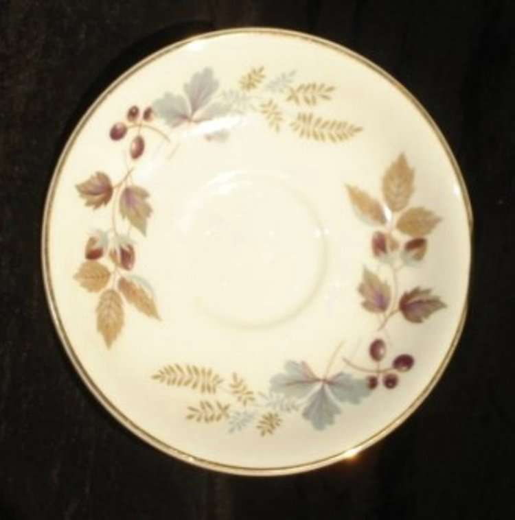 ALFRED MEAKIN SAUCER"ACORN"fron BLISFUL