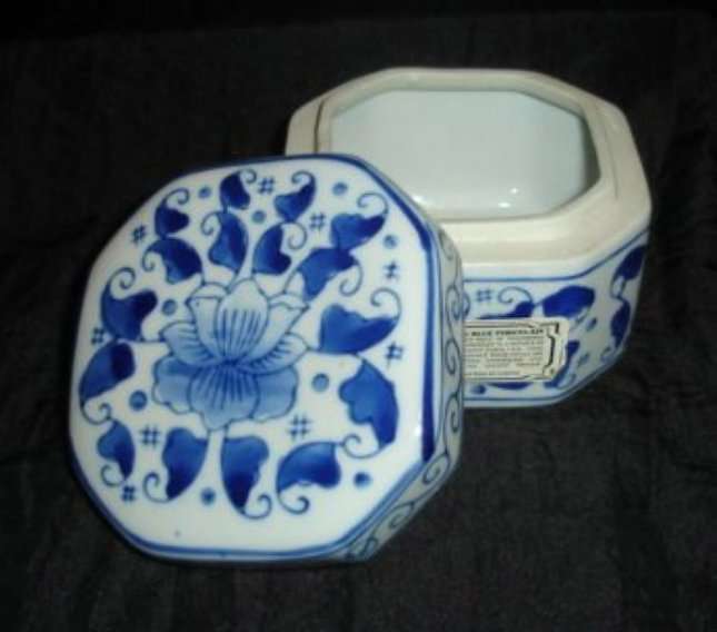 MING BLUE OCTAGON TRINKET BOX from BLISFUL