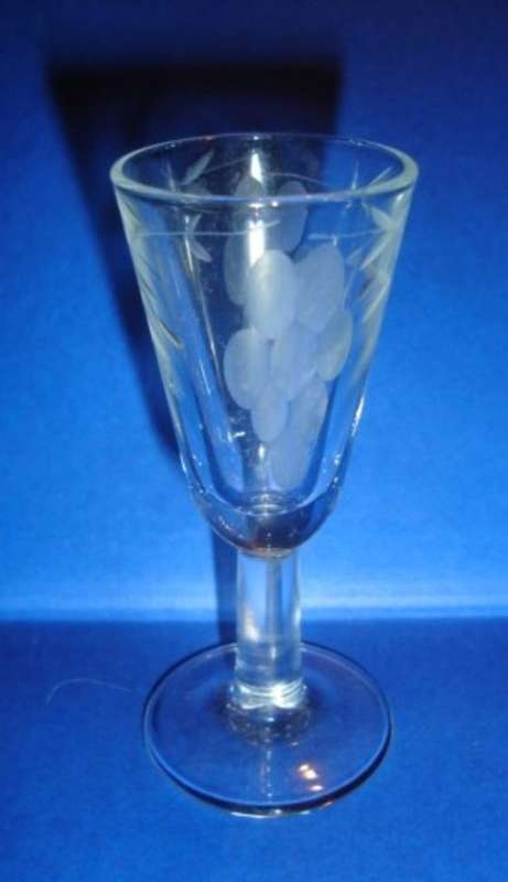 6 X LIQUEUR CUT GLASSES from BLISFUL