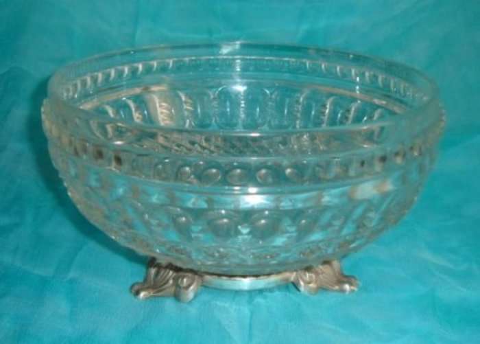 CRYSTAL PUDDING BOWL on ORNATE FEET from BLISFUL