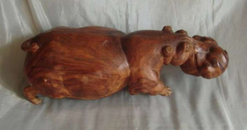 KIAAT WOODEN HIPPO from BLISFUL