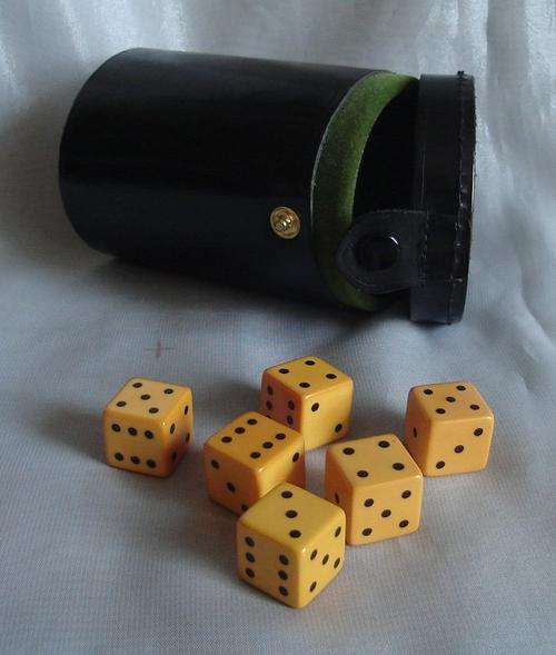 VINTAGE POKER DICE WITH THROWING LEATHER CUP from BLISFUL