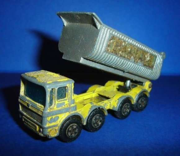 MATCHBOX SUPERFAST ERGOMATIC CAB from BLISFUL
