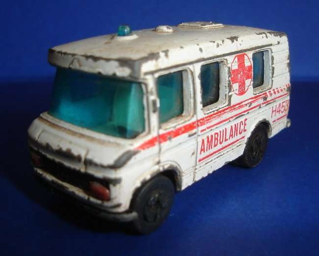 PLAY ART H453 AMBULANCE from BLISFUL