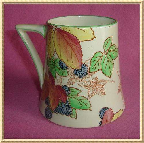 c1936 Art Deco Royal Doulton " Blackberry " D 5698 Mug from Blisful