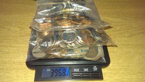 LOT OF INTERNATIONAL COINS!!!! one bid takes all