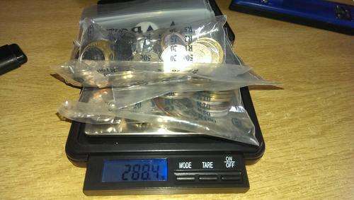 LOT OF INTERNATIONAL COINS!!!! one bid takes all