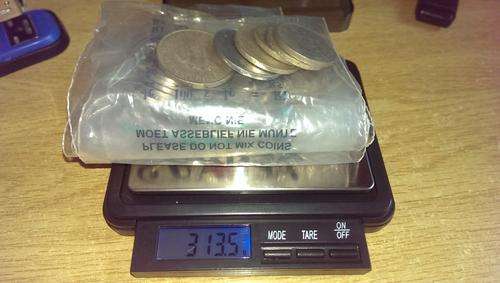 LOT OF INTERNATIONAL COINS!!!! one bid takes all