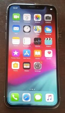 iPhone X || Silver || 64GB || IMMACULATE CONDITION