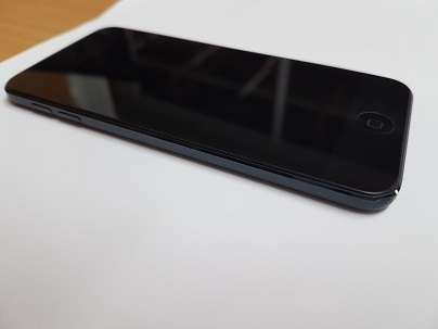 iPod Touch 5th Gen - 32GB - Black