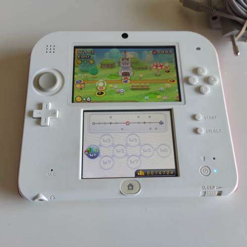 Nintendo 2ds console with charger