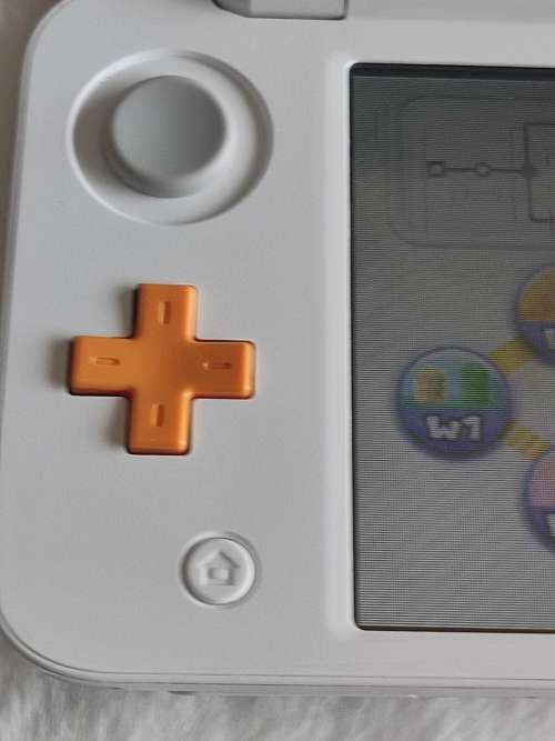 `New` Nintendo 2ds Xl console with original packaging, charger and stylus +free courier