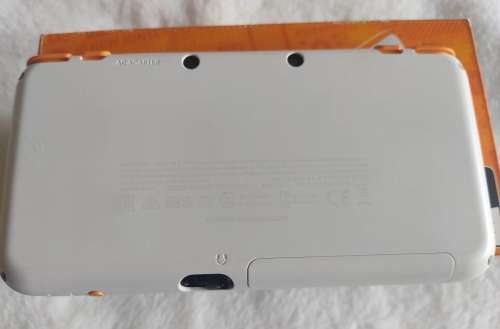`New` Nintendo 2ds Xl console with original packaging, charger and stylus +free courier