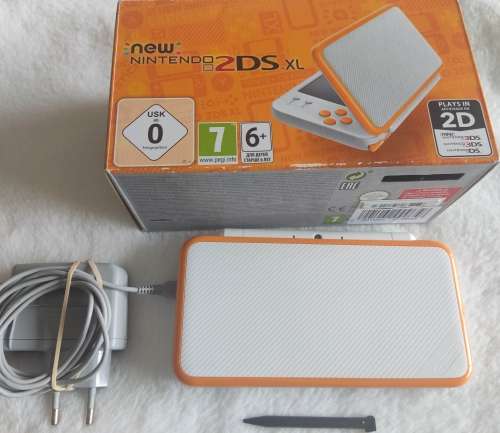`New` Nintendo 2ds Xl console with original packaging, charger and stylus +free courier