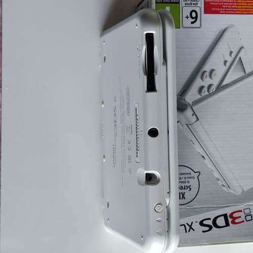 `New` Nintendo 3ds xl +box European region