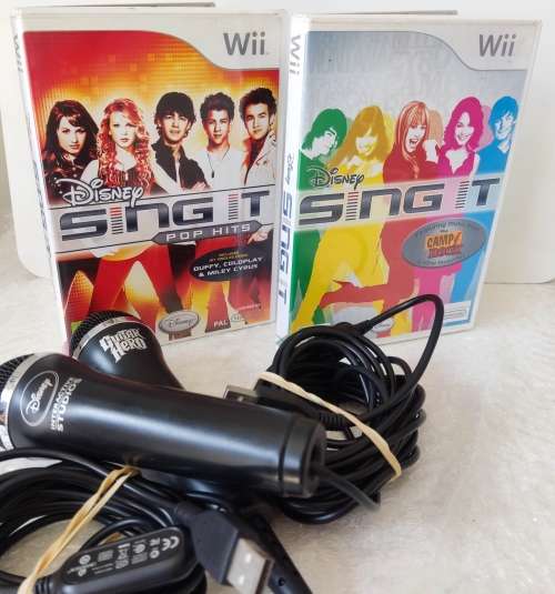 Sing it Nintendo wii +microphones