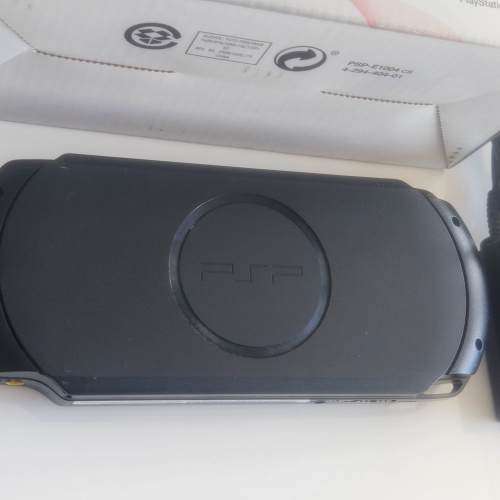 Psp Street /Sony portable street charcoal black +box, charger and memory card