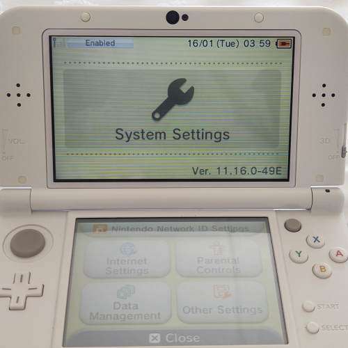 `New` Nintendo 3ds xl +box European region