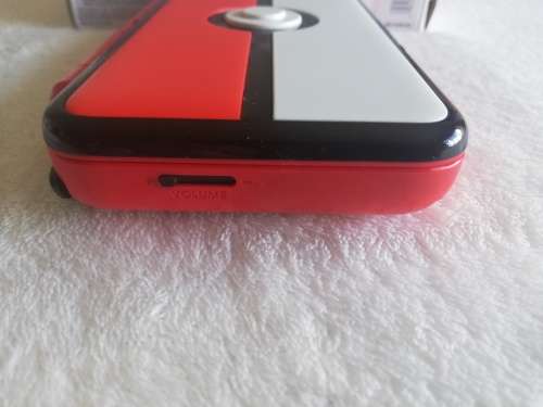(New) Nintendo 2ds xl Pokéball limited edition console